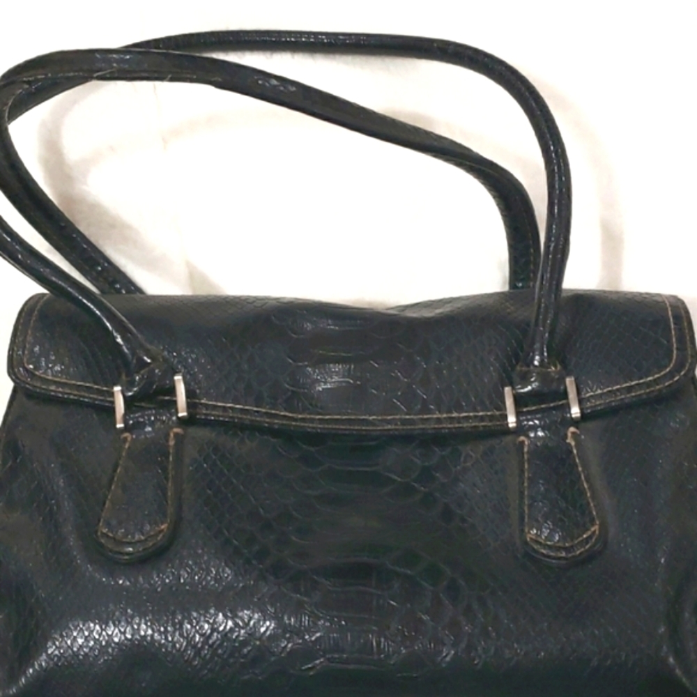 'LIZ CLAIBORNE ACCESSORIES' Black 'Snakeskin' Satchel/Purse